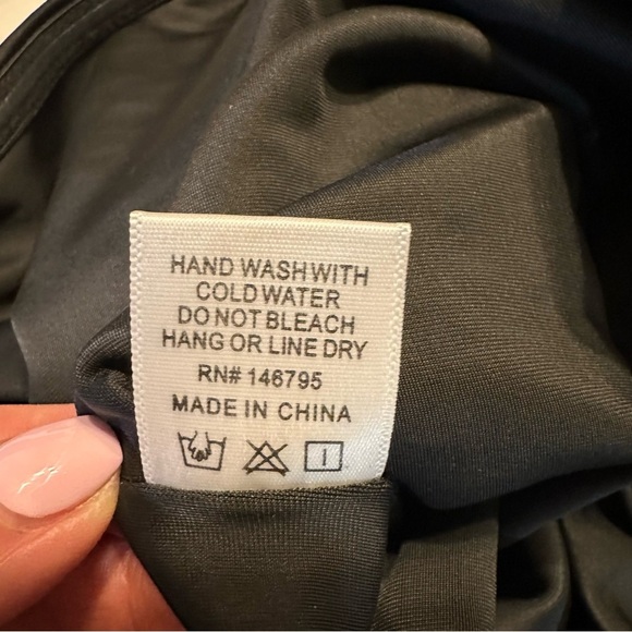 Dee Elly Black Ruched Bodysuit size M(c3 - Picture 8 of 10